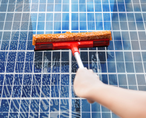 Limpieza y cuidados de paneles solares